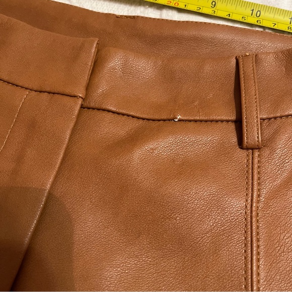 7 For All Mankind Faux Leather Wide Leg Cropped Pants Saddle Brown Sz XS - Picture 11 of 11